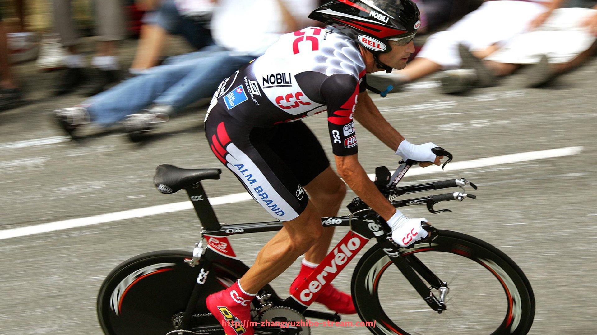 章鱼直播-曼城世俱杯战术打法全面分析及球队策略揭秘